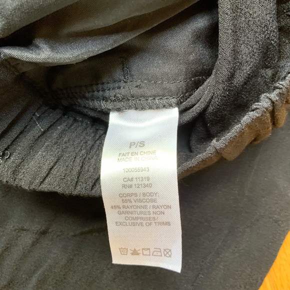 DYNAMITE Sally Flowy Belted Short - black - Style No. 0605870 - Picture 5 of 11